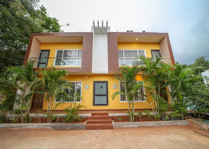 Mukhil Paradise Villa
